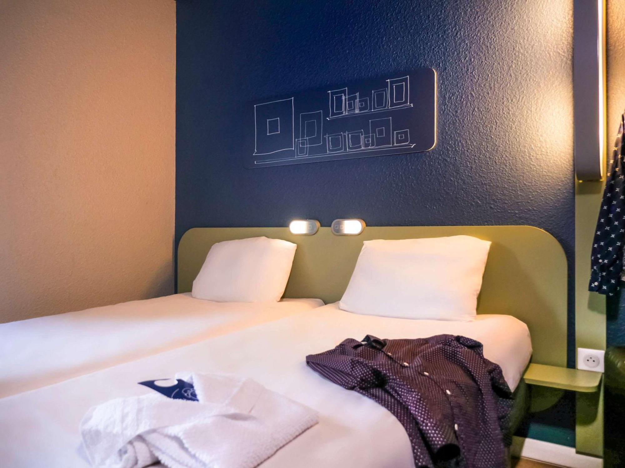 Ibis Budget Arles Sud Fourchon ภายนอก รูปภาพ