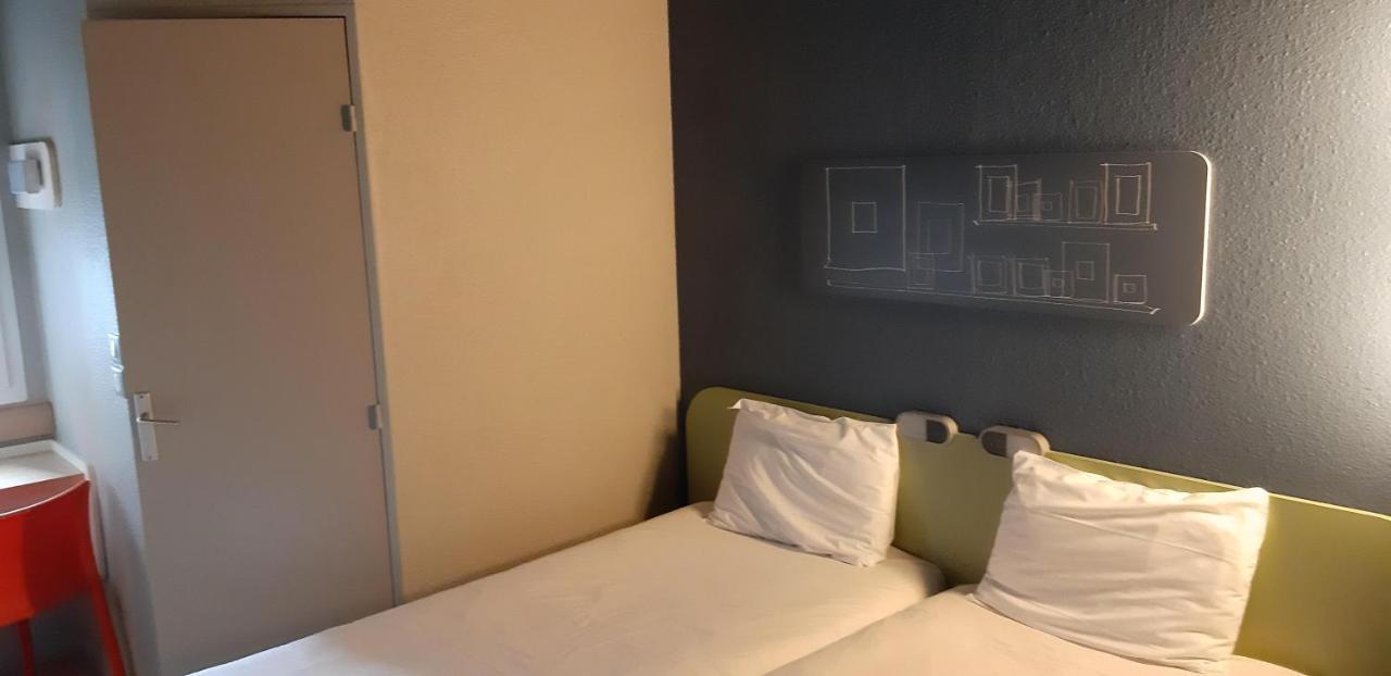 Ibis Budget Arles Sud Fourchon ภายนอก รูปภาพ