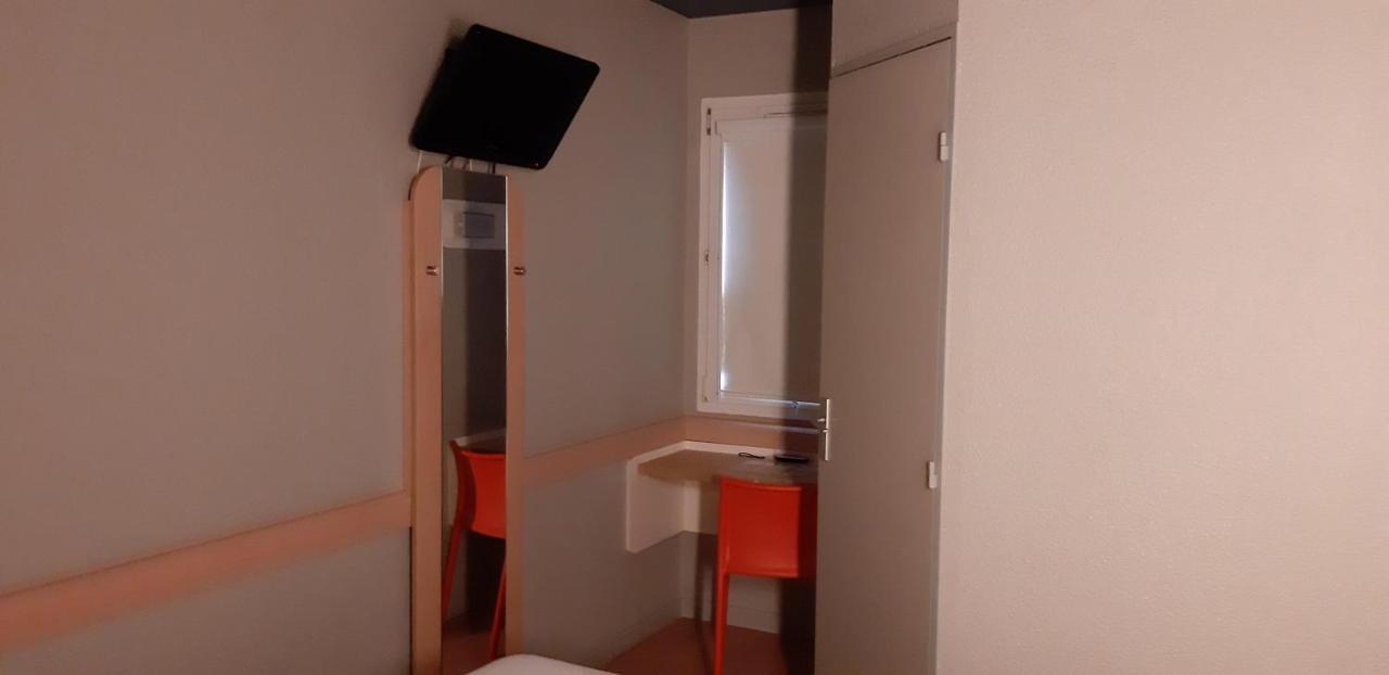 Ibis Budget Arles Sud Fourchon ภายนอก รูปภาพ